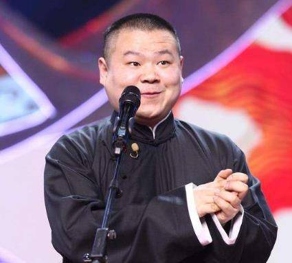 岳云鹏秋裤门事件，笑料背后的温暖与反思岳云鹏秋冬穿搭