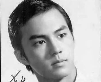 探秘香港60-79年代，小眼男星的独特魅力香港男明星大眼睛